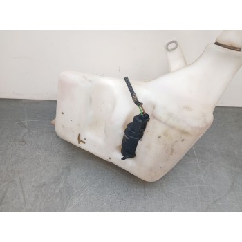 Recambio de deposito limpia para iveco daily vi caja/chasis 33s16, 35s16, 35c16, 40c16, 50c16 referencia OEM IAM 5801566048  