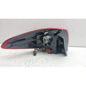 Recambio de piloto trasero derecho para kia carens iv 1.6 gdi referencia OEM IAM 92402A4120 92402a4110 