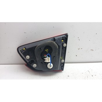 Recambio de piloto trasero izquierdo interior para kia carens iv 1.6 gdi referencia OEM IAM 92403A4120 92403a4110 