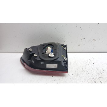 Recambio de piloto trasero izquierdo interior para kia carens iv 1.6 gdi referencia OEM IAM 92403A4120 92403a4110 