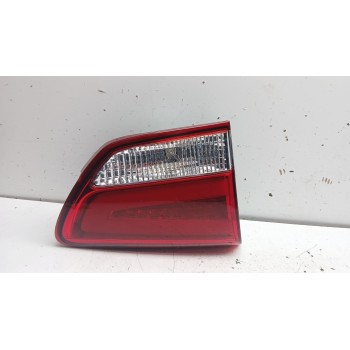 Recambio de piloto trasero izquierdo interior para kia carens iv 1.6 gdi referencia OEM IAM 92403A4120 92403a4110 