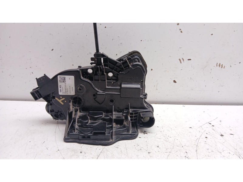 Recambio de cerradura puerta delantera izquierda para seat arona (kj7, kjp) 1.0 tsi referencia OEM IAM 5TB837015D 10b837015b 