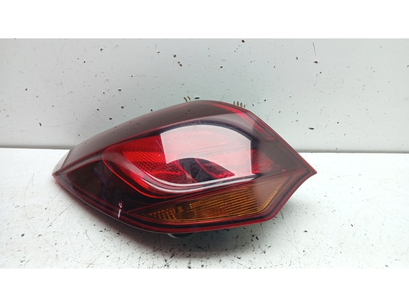 Recambio de piloto trasero izquierdo para opel astra j (p10) 1.7 cdti (68) referencia OEM IAM 13319949  