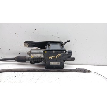 Recambio de freno de mano electrico para opel astra j (p10) 1.7 cdti (68) referencia OEM IAM 13582928 13311218 