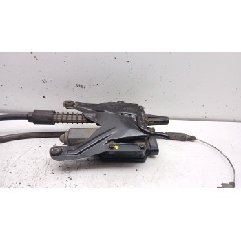 Recambio de freno de mano electrico para opel astra j (p10) 1.7 cdti (68) referencia OEM IAM 13582928 13311218 