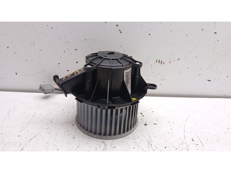 Recambio de motor calefaccion para opel astra j (p10) 1.7 cdti (68) referencia OEM IAM 13426651 u7253002 