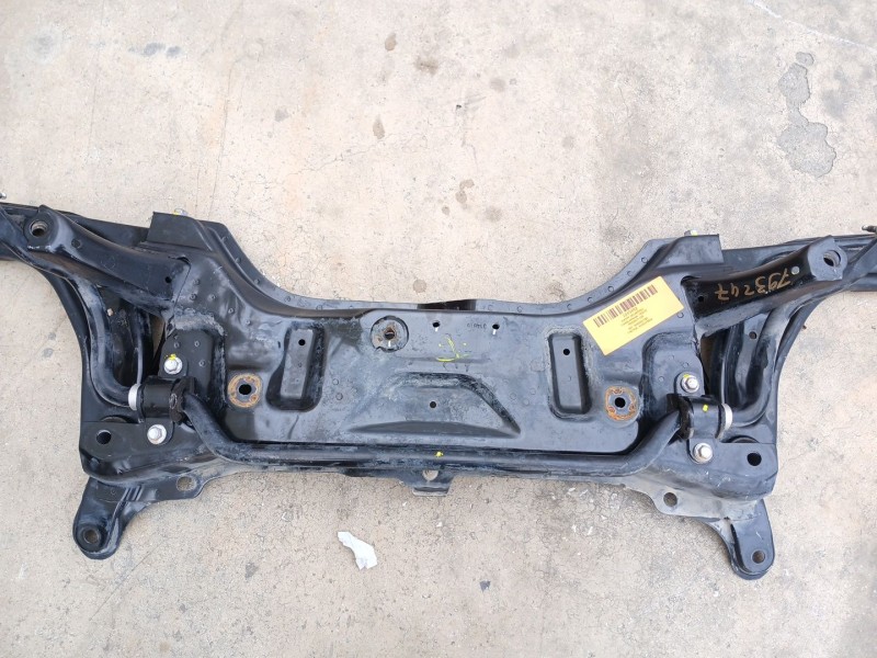 Recambio de puente delantero para peugeot 108 1.2 referencia OEM IAM B000807780  