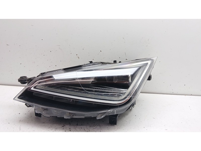 Recambio de faro izquierdo para seat arona (kj7, kjp) 1.0 tsi referencia OEM IAM 6F1941773 992941571ae 