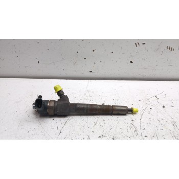 Recambio de inyector para opel insignia sports tourer 2.0 cdti cat referencia OEM IAM 0445110327  