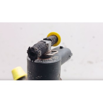 Recambio de inyector para opel insignia sports tourer 2.0 cdti cat referencia OEM IAM 0445110327  