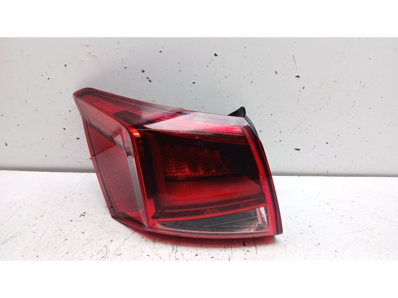 Recambio de piloto trasero izquierdo para seat arona (kj7, kjp) 1.0 tsi referencia OEM IAM 6F9945207B re28940000 