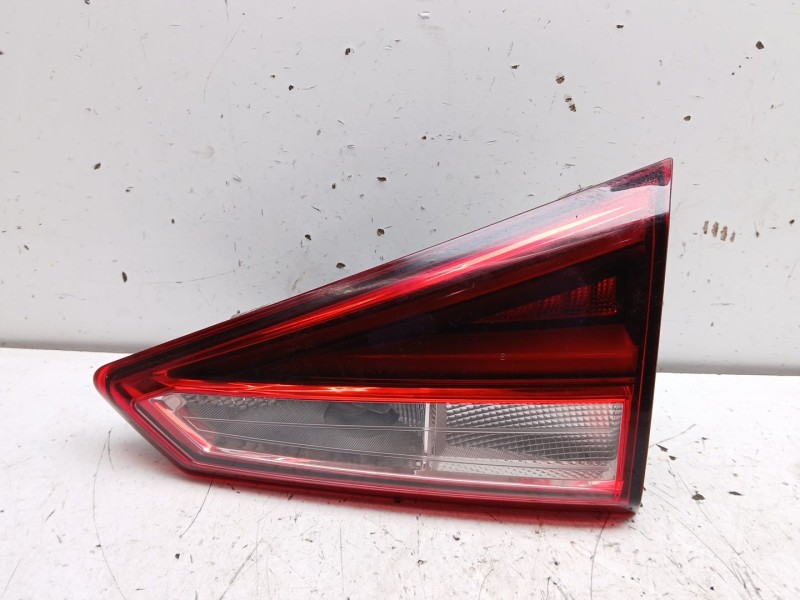 Recambio de piloto trasero derecho interior para seat arona (kj7, kjp) 1.0 tsi referencia OEM IAM 6F9945308D re28950001 