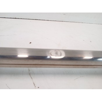 Recambio de barras techo para jeep cherokee limited referencia OEM IAM   