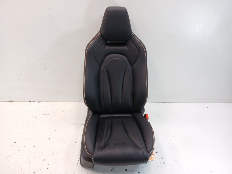 Recambio de asiento delantero derecho para omoda 5 referencia OEM IAM   