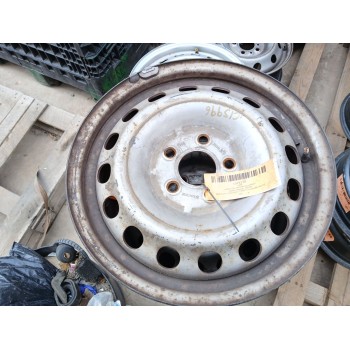 LLANTA DELANTERA IZQUIERDA 