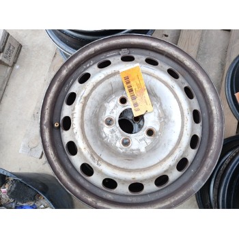 LLANTA TRASERA IZQUIERDA 