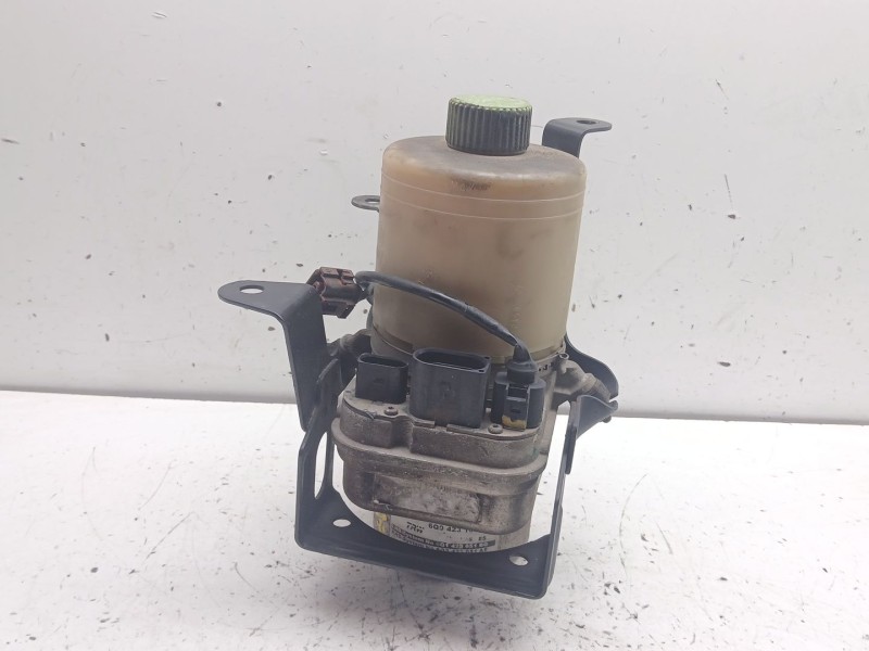 Recambio de bomba direccion para seat ibiza iii (6l1) 1.4 tdi referencia OEM IAM 6q0423156ab  