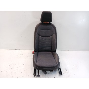 ASIENTO DELANTERO IZQUIERDO 