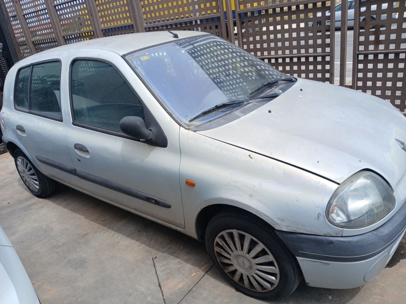renault clio ii (bb_, cb_) del año 2000