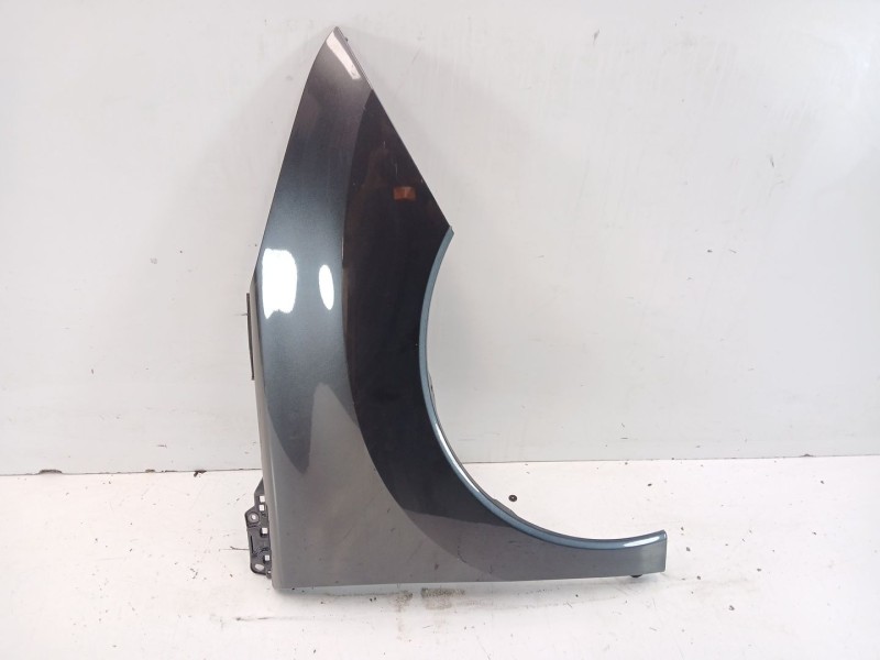 Recambio de aleta delantera derecha para peugeot 3008 van (mr_, mc_, mj_) puretech 130 (mrhnyh) referencia OEM IAM 7841Z1  