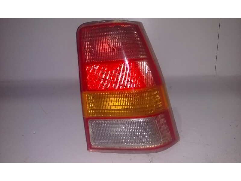 Recambio de piloto trasero derecho para opel kadett d gte berlina referencia OEM IAM   