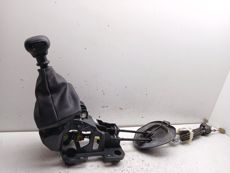 Recambio de palanca cambio para peugeot 208 ii (ub_, up_, uw_, uj_) 1.5 bluehdi 100 referencia OEM IAM 9845949380  