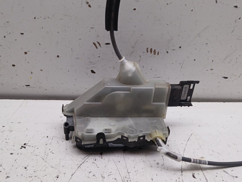 Recambio de cerradura puerta trasera derecha para peugeot 208 ii (ub_, up_, uw_, uj_) 1.5 bluehdi 100 referencia OEM IAM 9844412