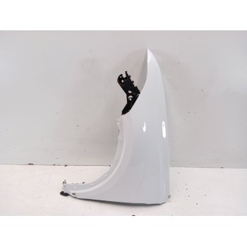 ALETA DELANTERA IZQUIERDA 2GM821105B 