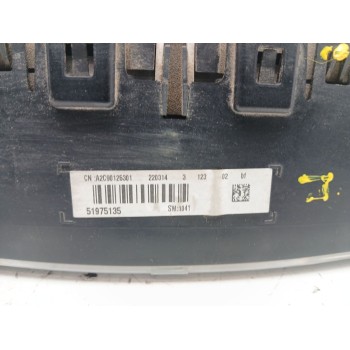 Recambio de cuadro instrumentos para fiat 500 l (330) basic referencia OEM IAM 51975135 a2c90125301 