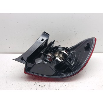 Recambio de piloto trasero izquierdo para dacia sandero ii (b8_) tce 90 (b8m1, b8ma) referencia OEM IAM 265550577R  