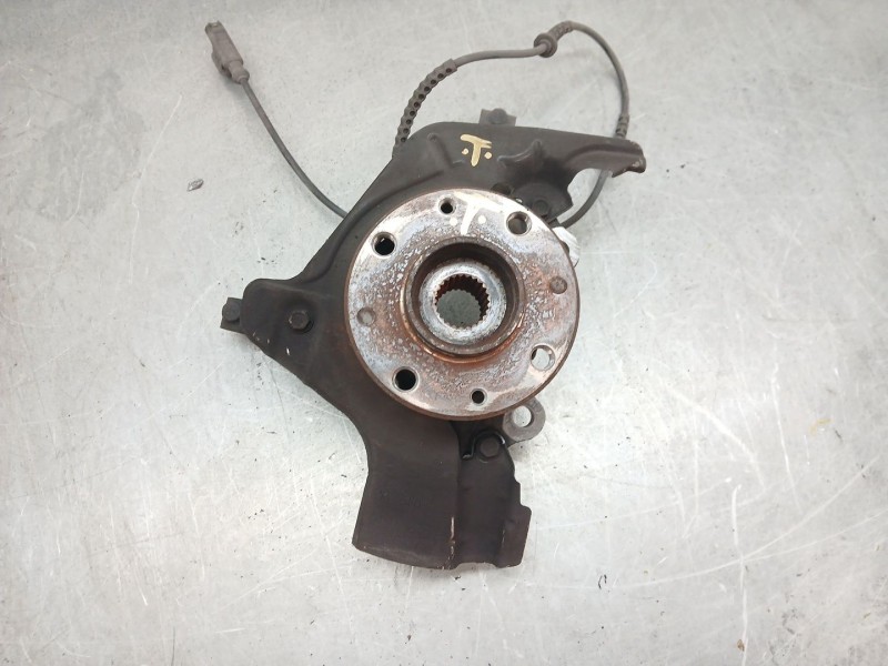 Recambio de mangueta delantera derecha para alfa romeo mito (955_) 1.3 multijet (955axt1a) referencia OEM IAM 0000051776377  
