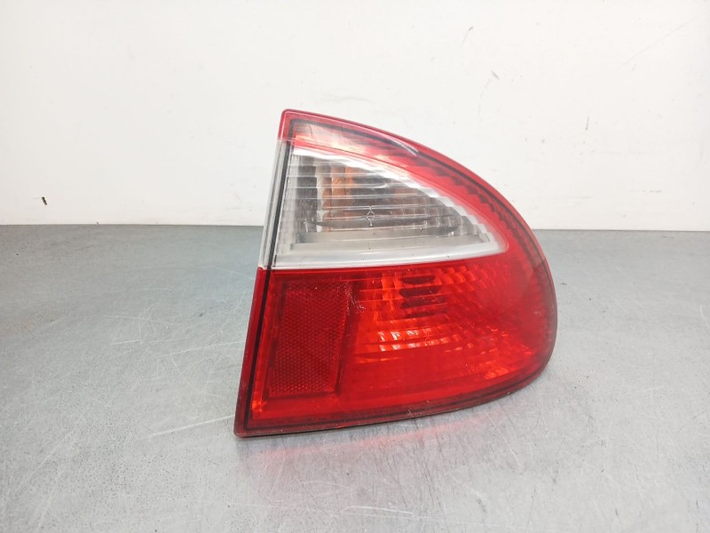 Recambio de piloto trasero derecho para seat leon (1m1) 1.6 16 v referencia OEM IAM   