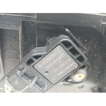 Recambio de colector admision para iveco daily vi caja/chasis 33s16, 35s16, 35c16, 40c16, 50c16 referencia OEM IAM 0504384189  