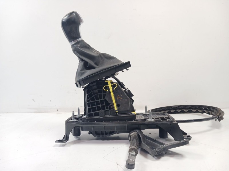 Recambio de palanca cambio para seat arona (kj7, kjp) 1.0 tsi referencia OEM IAM 2Q1713023Q  