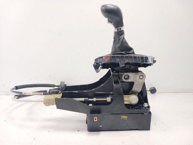Recambio de palanca cambio para opel astra j (p10) 1.7 cdti (68) referencia OEM IAM 55563829  
