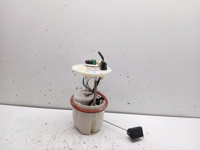 Recambio de bomba combustible para mazda cx-5 (ke, gh) 2.0 (keefw) referencia OEM IAM PE011335X  