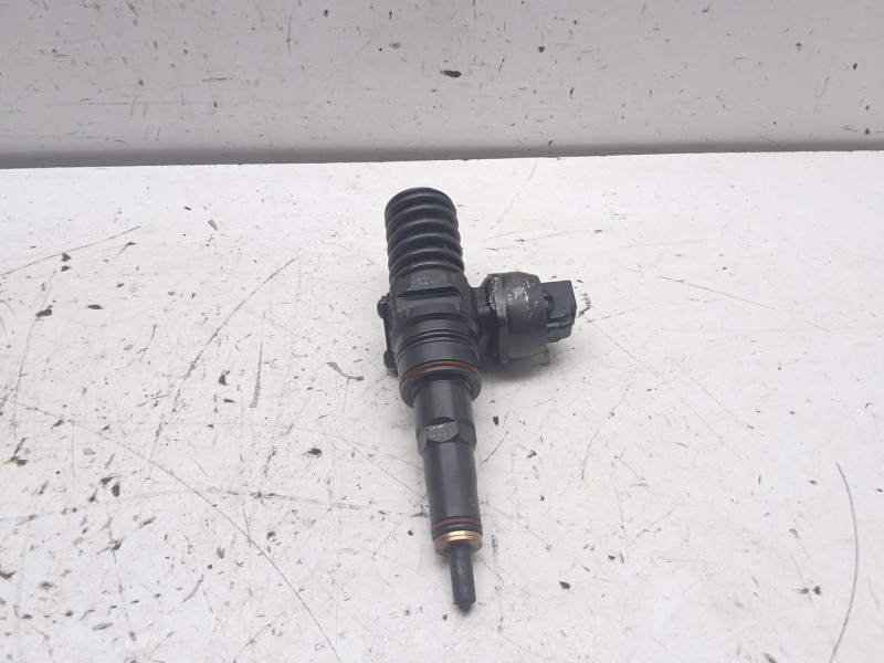 Recambio de inyector para seat ibiza (6l1) 1.9 tdi referencia OEM IAM   