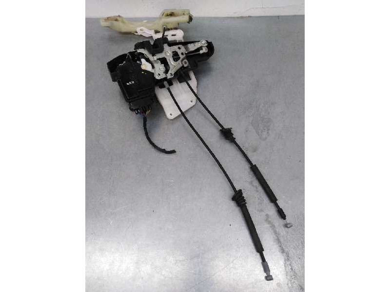 Recambio de cerradura puerta delantera izquierda para kia carens (un) concept referencia OEM IAM 813101D020  6 CABLES