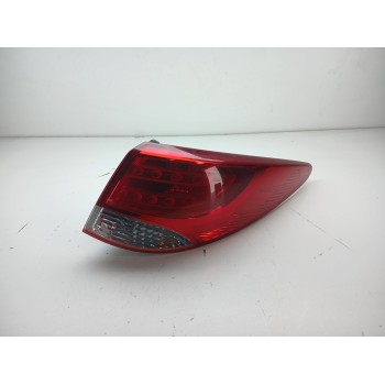 PILOTO TRASERO DERECHO 924202Y000 / 924022Y000 