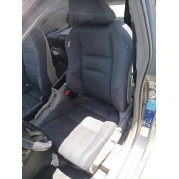 ASIENTO DELANTERO IZQUIERDO 