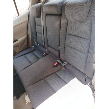 ASIENTOS TRASEROS 