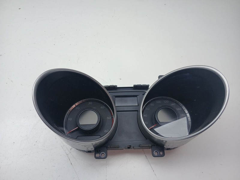 Recambio de cuadro instrumentos para hyundai ix35 (lm, el, elh) 2.0 crdi referencia OEM IAM 940062y200  