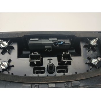 Recambio de piloto trasero central para volkswagen t-cross (c11, d31) 1.0 tsi referencia OEM IAM 2gm945093d  