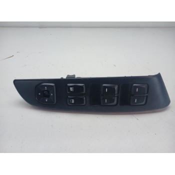 MANDO ELEVALUNAS DELANTERO IZQUIERDO 935702Y0109P 