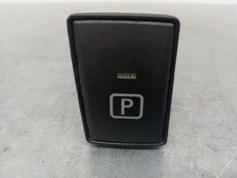 Recambio de freno de mano electrico para lexus ct 200h referencia OEM IAM 15C315 INTERRUPTOR PULSADOR