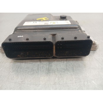 Recambio de centralita motor uce para subaru legacy kombi/outback b14 2.0 diesel cat referencia OEM IAM 22611ap842  