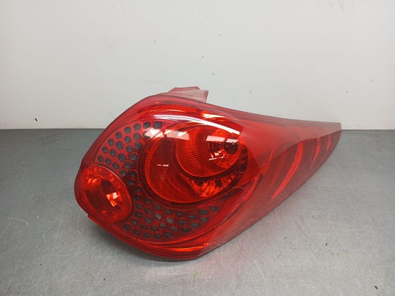 Recambio de piloto trasero derecho para peugeot 207 sw (wk_) 1.4 16v referencia OEM IAM 6351CT  
