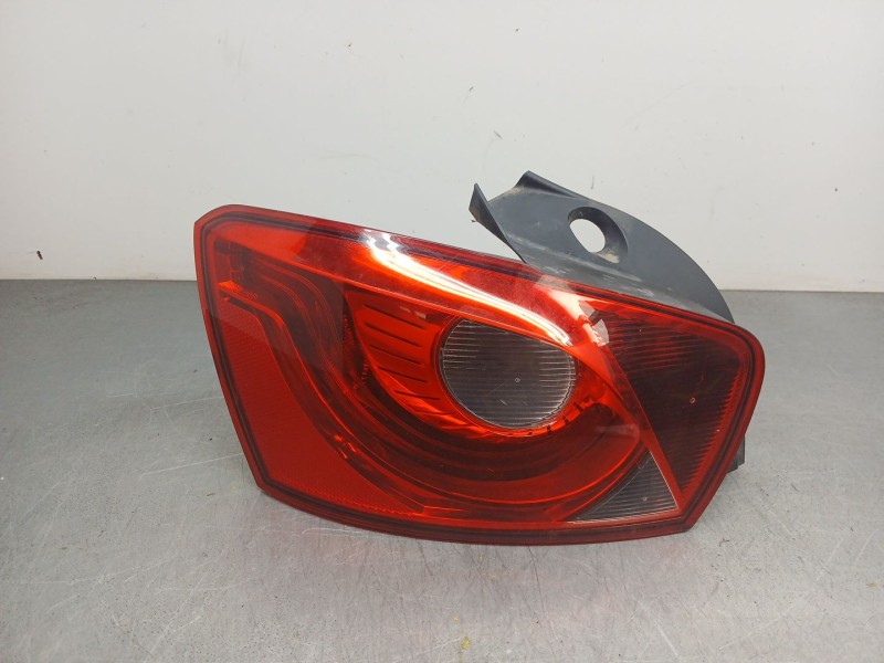 Recambio de piloto trasero derecho para seat ibiza iv st (6j8, 6p8) 1.2 tsi referencia OEM IAM 6J4945096H / 6J4945096K  