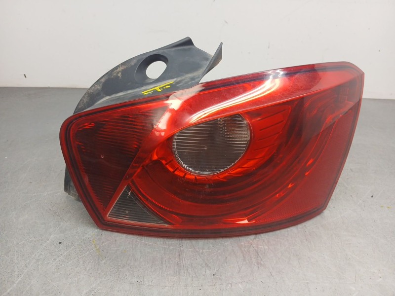 Recambio de piloto trasero izquierdo para seat ibiza iv st (6j8, 6p8) 1.2 tsi referencia OEM IAM 6J4945095H / 6J4945095K  