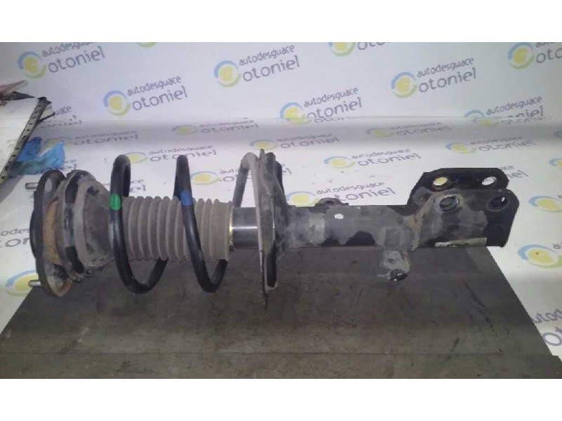 Recambio de amortiguador delantero izquierdo para toyota avensis berlina (t25) 2.0 16v cat referencia OEM IAM   